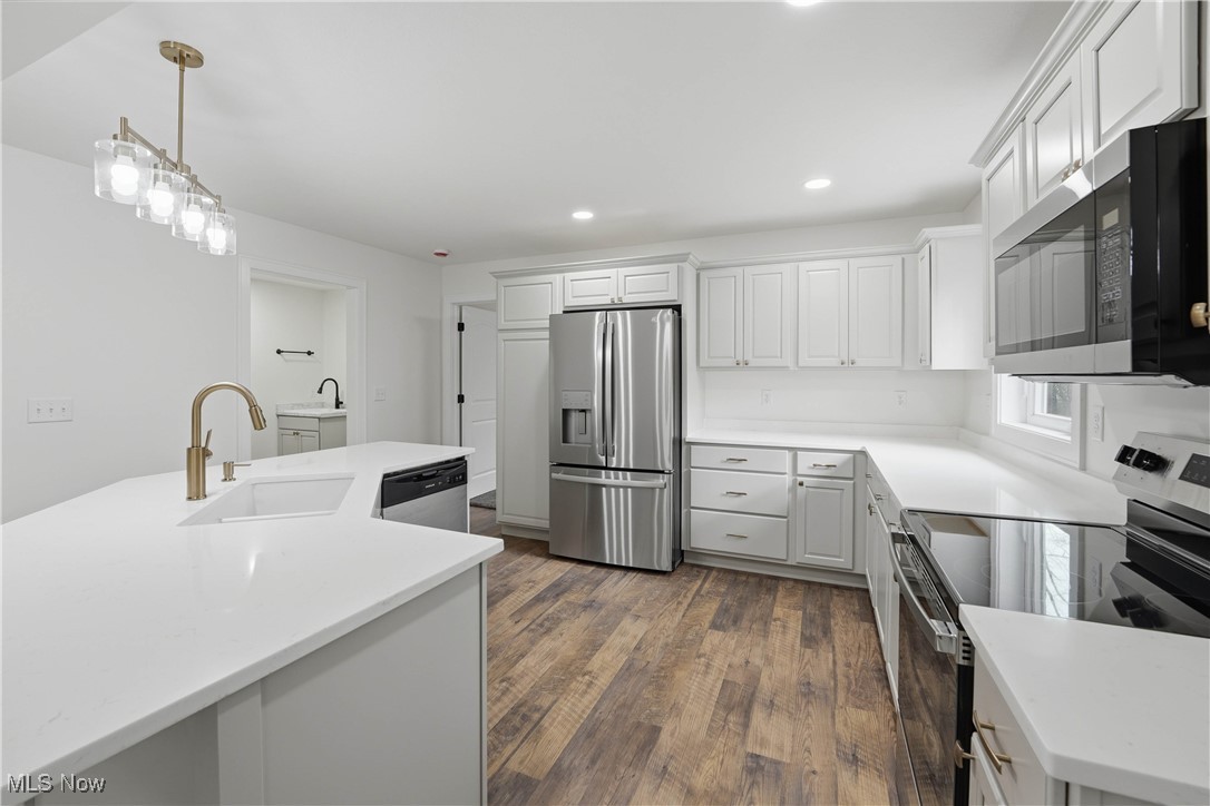 VIENNA WOODS - Residential