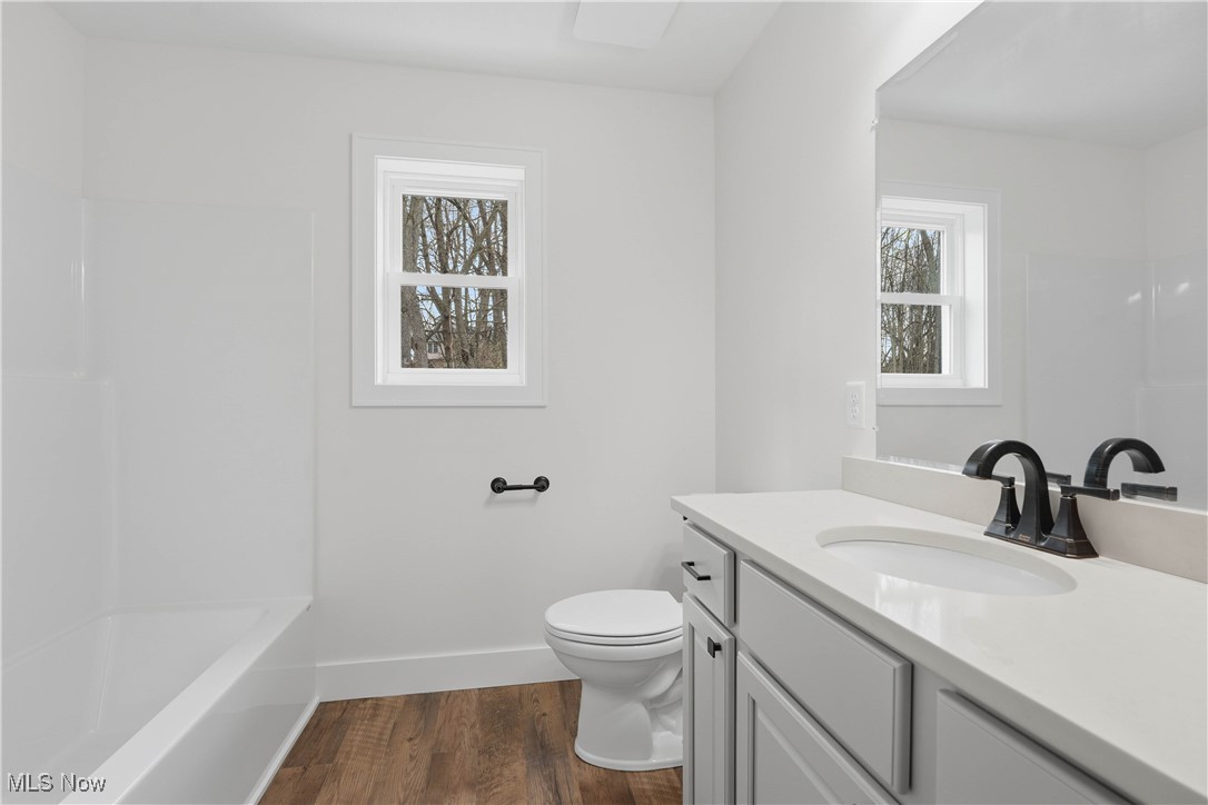 VIENNA WOODS - Residential