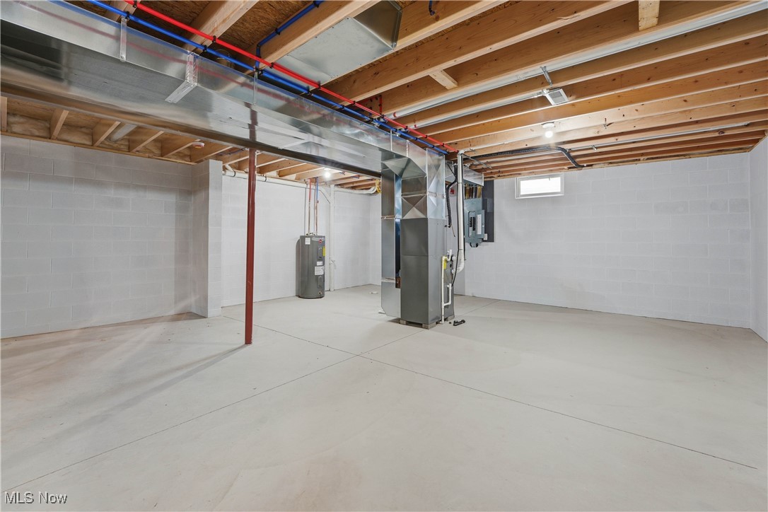 VIENNA WOODS - Residential