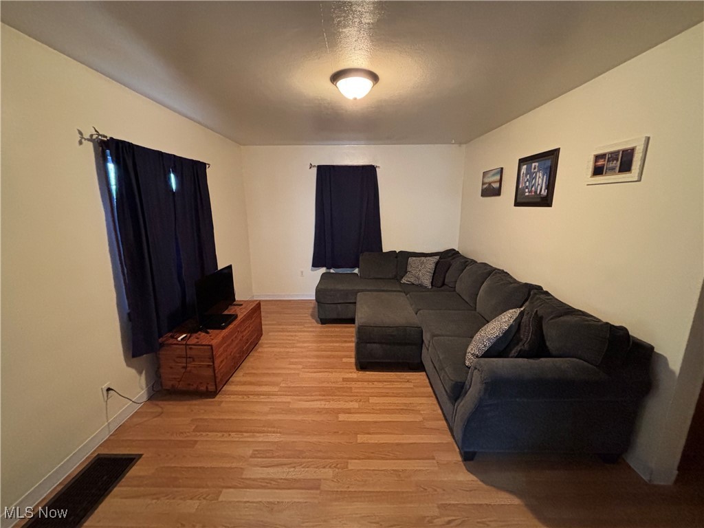 101 Sunset Lane, Follansbee, West Virginia image 4