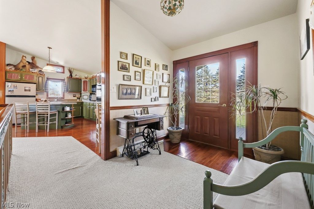 Photo of 6122 Frederick Avenue NE, Alliance, OH 44601 (MLS # 5190896)