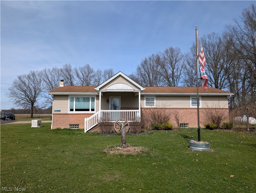 Photo of 14086 Ellsworth Road, Berlin Center, OH 44401 (MLS # 5195332)