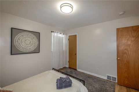 Tiny photo for 3763 Salisbury Road, Cleveland, OH 44121 (MLS # 5187387)