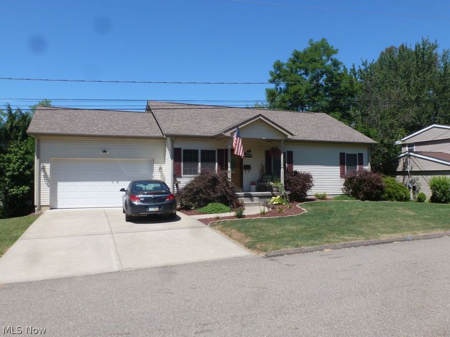 Remarkable 1 story home with 3 bedrooms and 3 full baths. This spacious home also includes a family room, rec room, and bar in the basement, vaulted ceilings, island in the kitchen, pantry, and breakfast bar, plus first floor laundry. Master bath with separate shower.