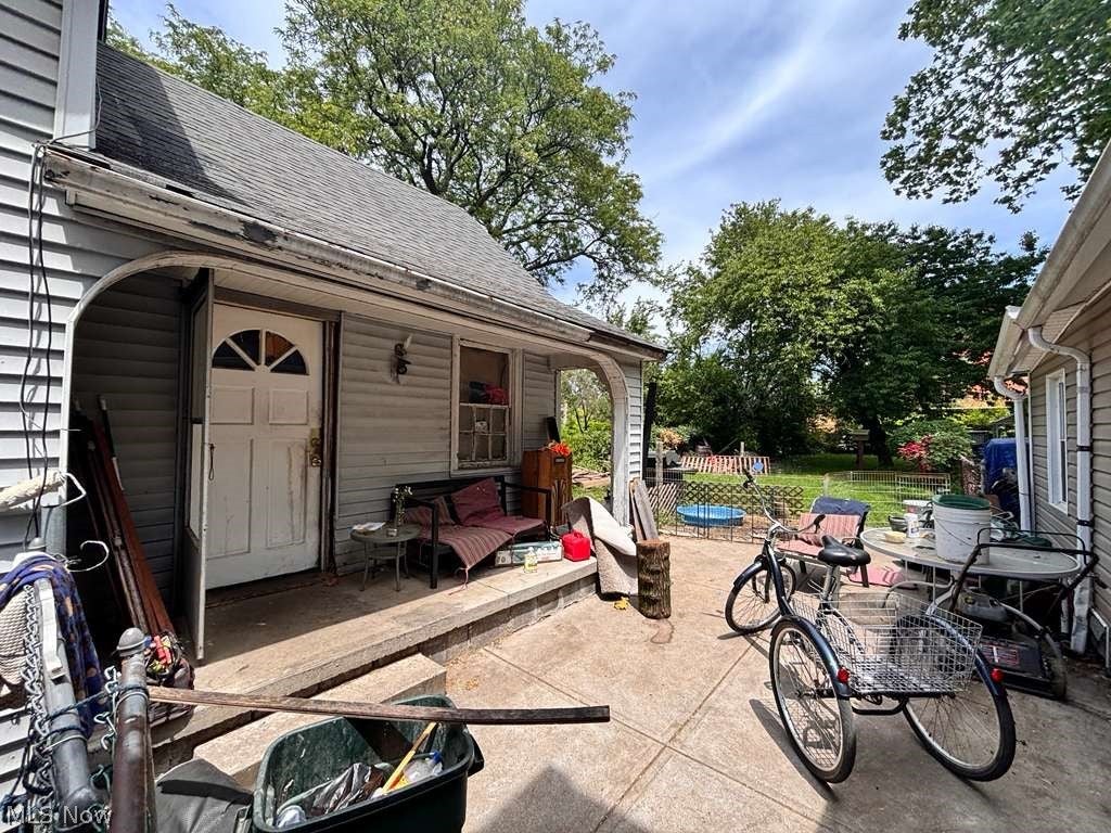 3237 W 30th Street