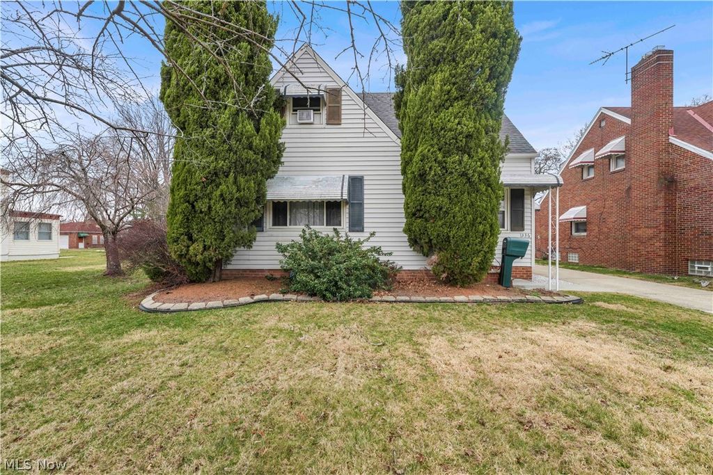 Photo of 336 E 222nd Street, Euclid, OH 44123 (MLS # 5192859)