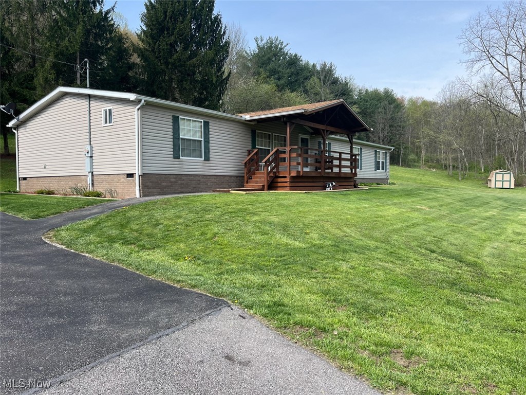 3737 Robertsville Avenue, Minerva, Ohio image 1
