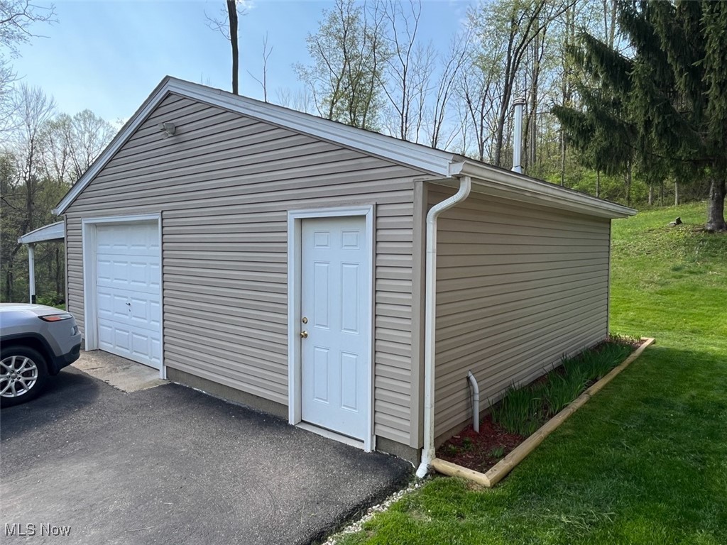 3737 Robertsville Avenue, Minerva, Ohio image 6