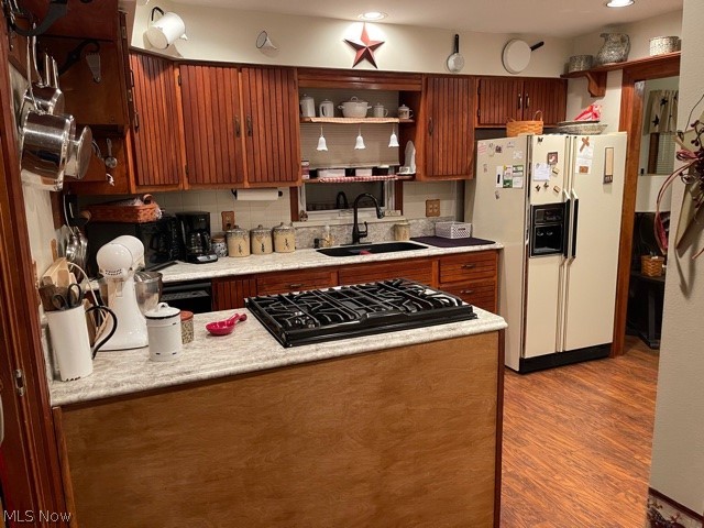 Village/Navarre - Residential