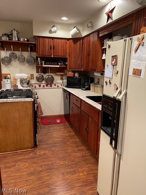 Village/Navarre - Residential