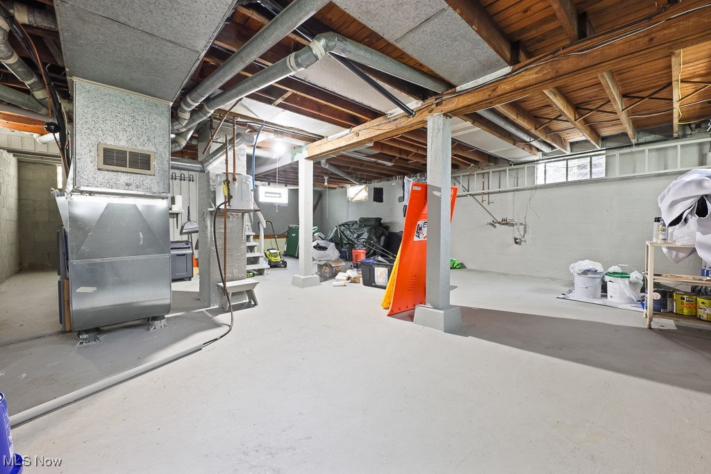 Lilly Place Allotment Lexington T - Commercial Sale