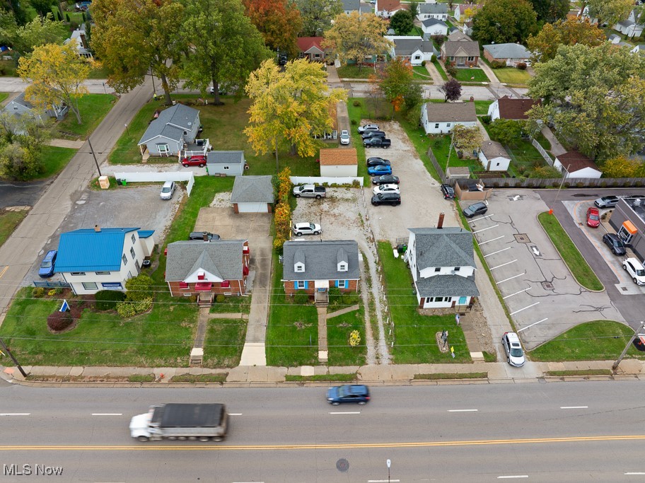Lilly Place Allotment Lexington T - Commercial Sale