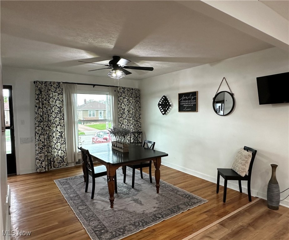 30612 Ronald Drive, Willowick, Ohio image 3