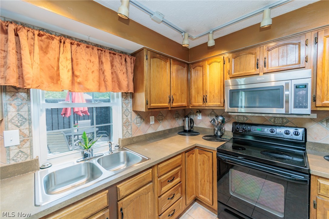 Lexington Colony Clstr Dev - Residential