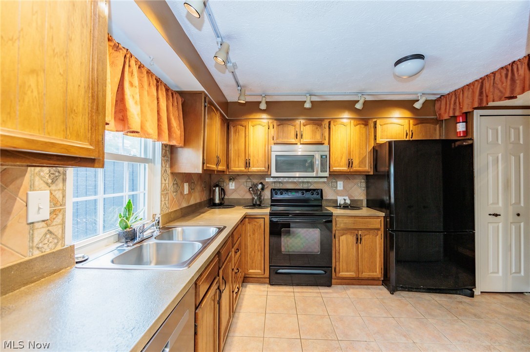 Lexington Colony Clstr Dev - Residential