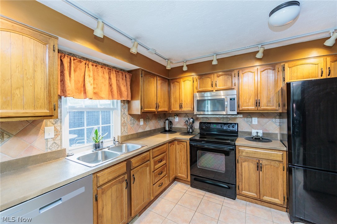 Lexington Colony Clstr Dev - Residential