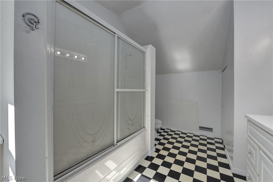 Elmwood Realty Cos Elmwood Be - Residential