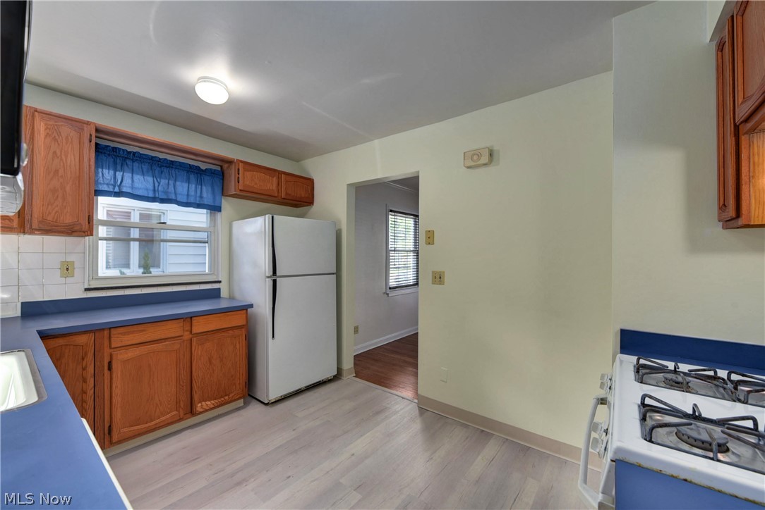 Elmwood Realty Cos Elmwood Be - Residential