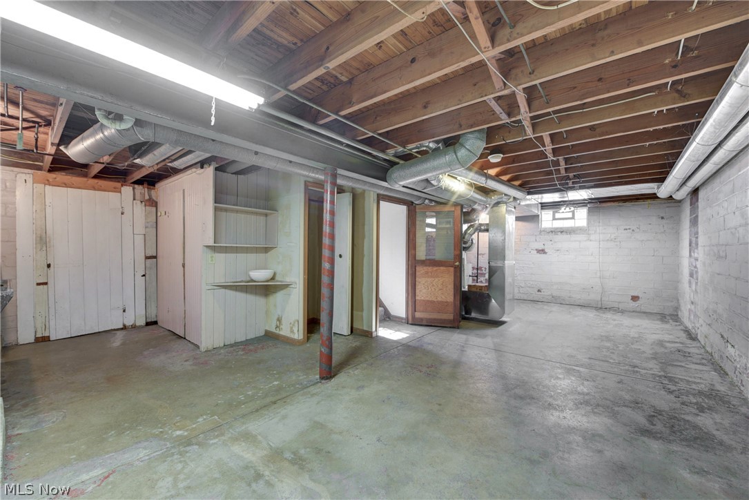 Elmwood Realty Cos Elmwood Be - Residential