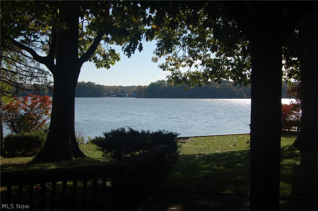 Aurora Shores - Residential