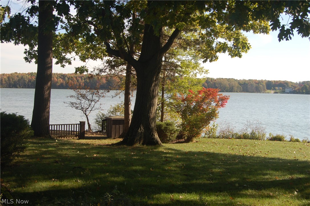 Aurora Shores - Residential