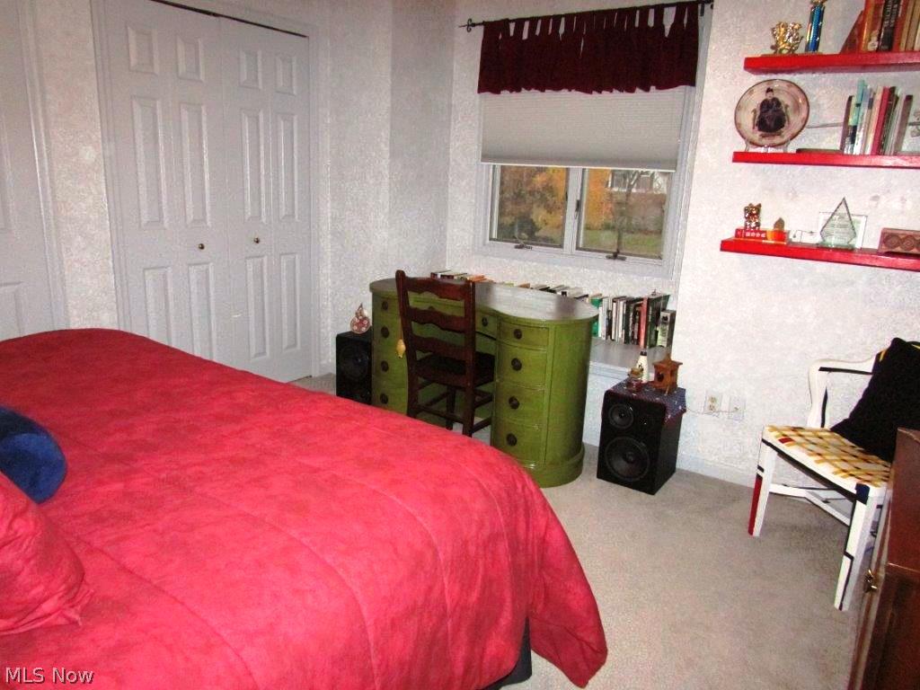 Meadow Circle - Residential