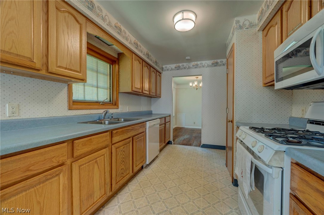 Chardon Hilltop 02 - Residential