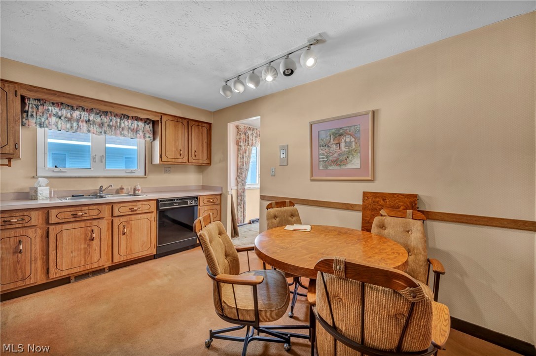 Concord Square Village Condo G - Residential