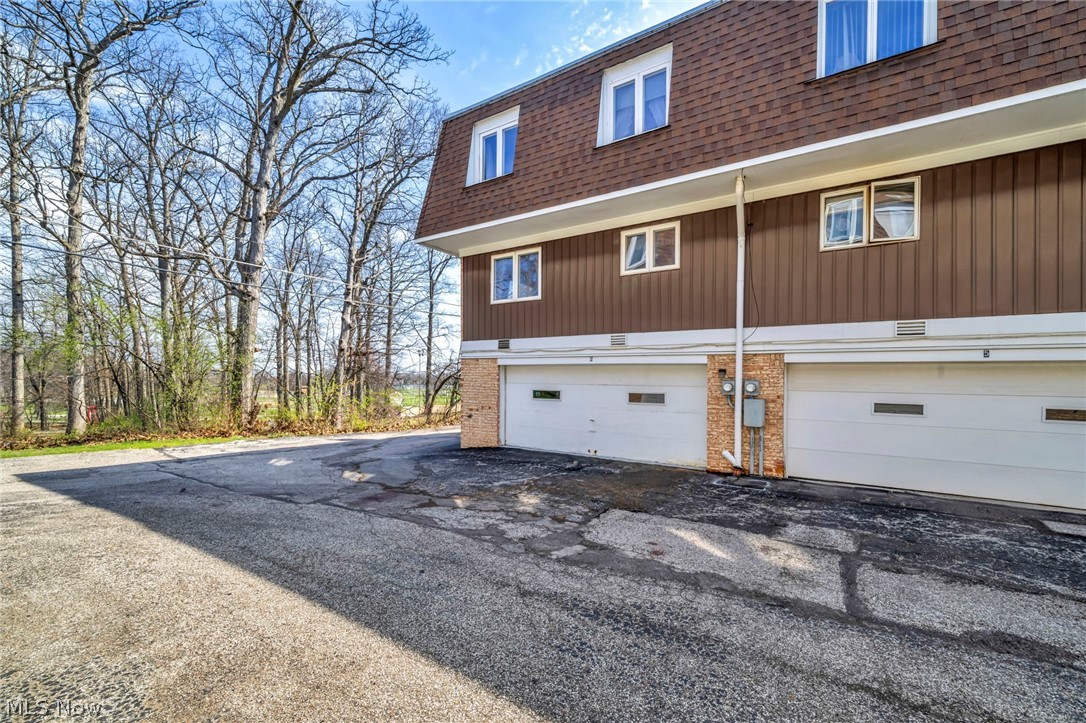 Concord Square Village Condo G - Residential