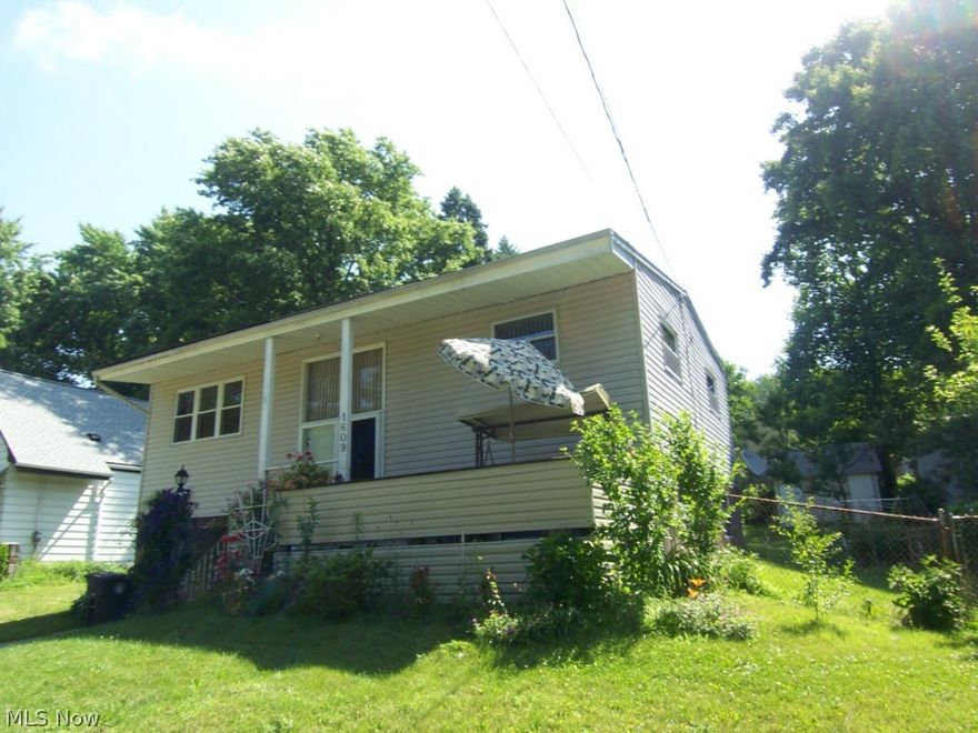 Welcome to well cared four bedroom 2 bath Bi-Level. Updated roof, furnace and central air. 
Vaulted Great Room, eat in kitchen, full laundry. Move in Ready! 
Attached garage and fenced in rear yard. Enjoy the front deck and 
plenty of vegetables  in the rear yard garden.