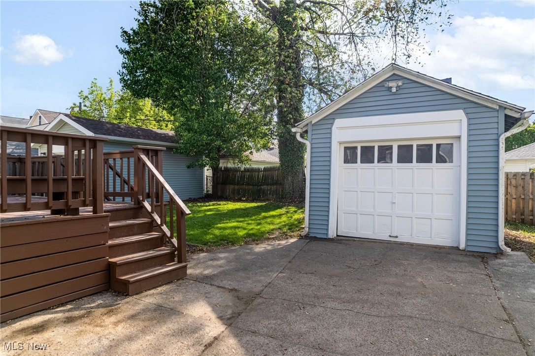 1482 Lauderdale Avenue, Lakewood, Ohio image 34