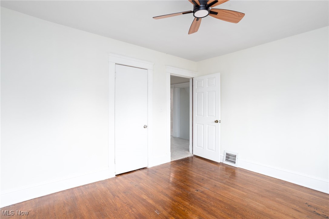 1482 Lauderdale Avenue, Lakewood, Ohio image 16