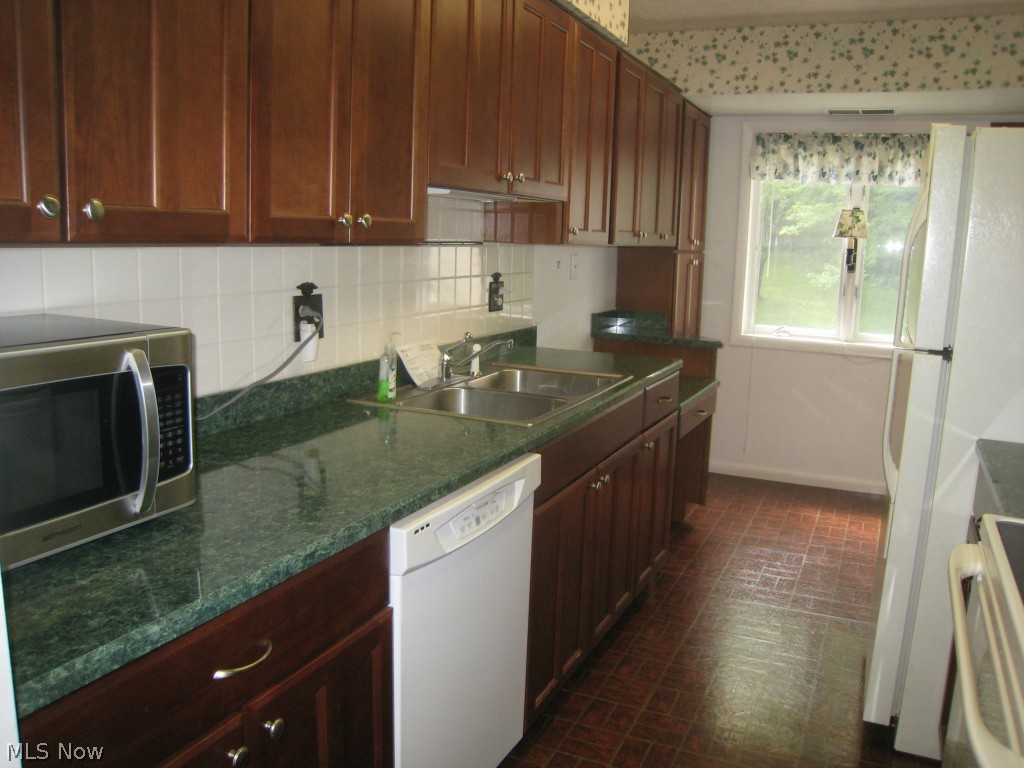 Whispering Heights - Residential