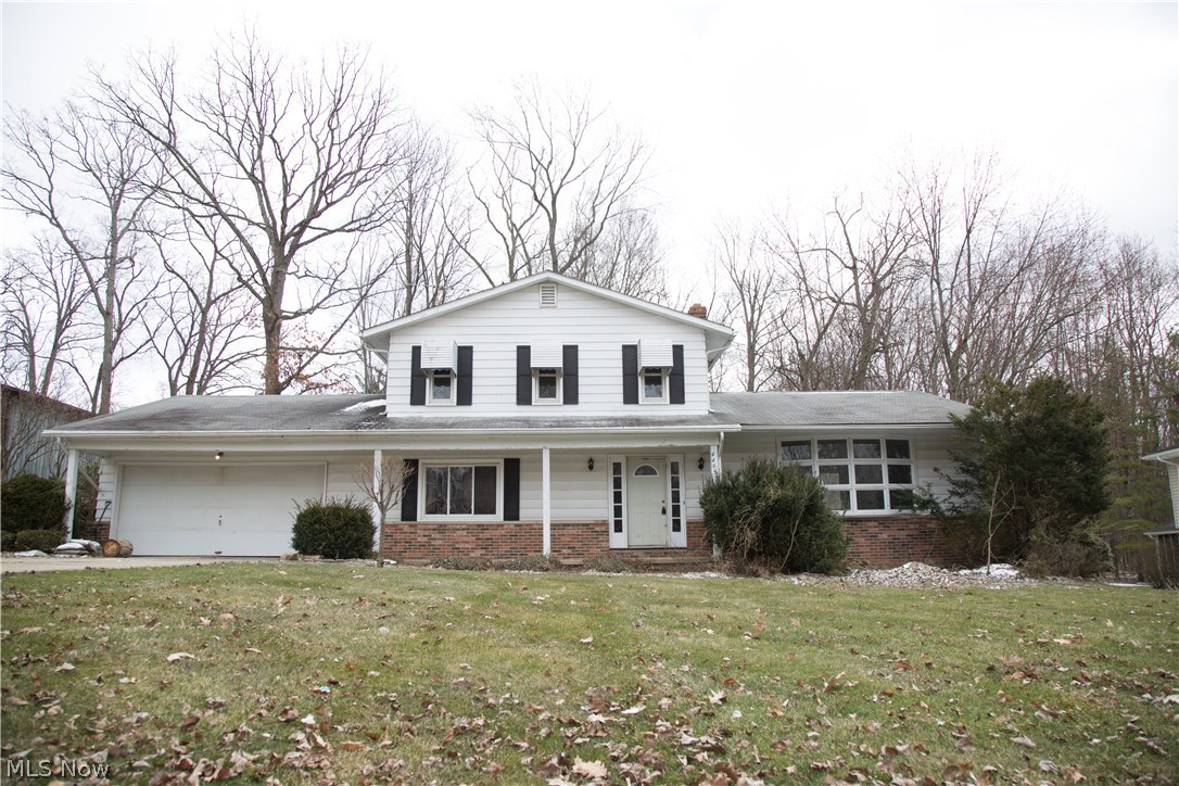 This 4 bed 3 full bath home in Stow is ready for its new owners. This home has a unique feel and is very spacious with plenty of hardwood flooring throughout. Set in a cul-de-sac there is very little traffic to disturb home owners. This home is being priced to sell and won't last long be sure to come tour this property ASAP.