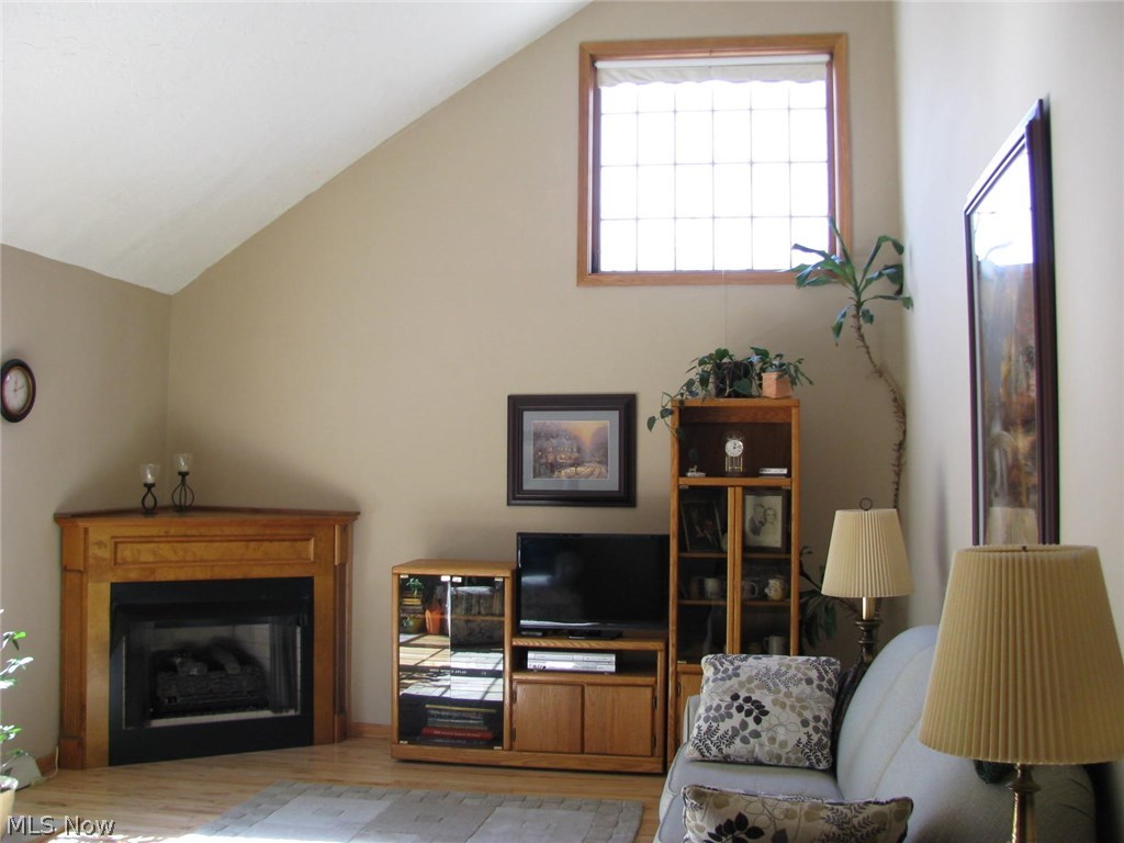 Maple Hill - Residential