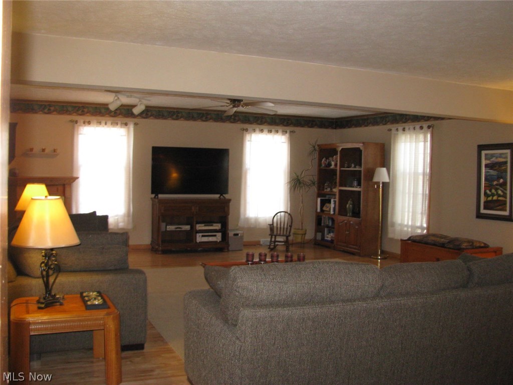 Maple Hill - Residential