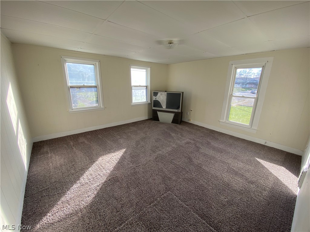 Hoopengardners Add - Residential Income