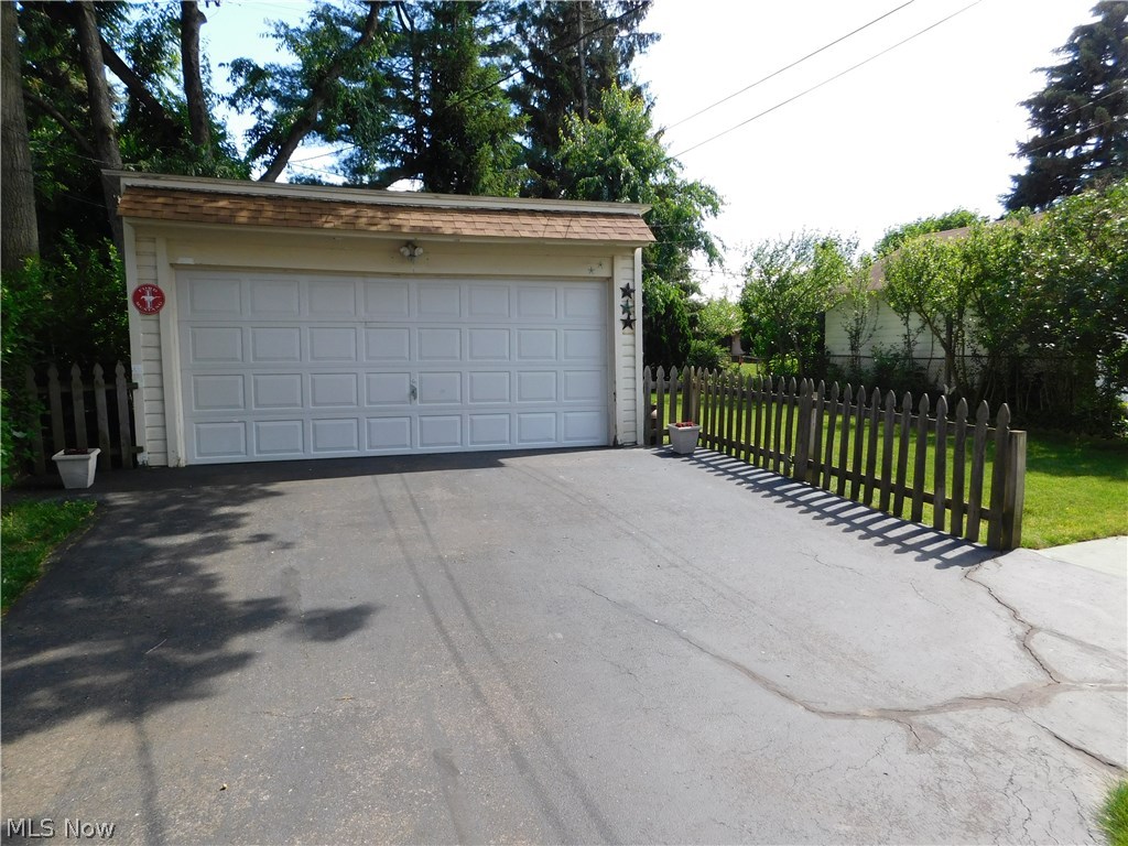 Hazel Ave - Residential