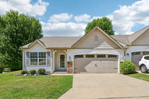 Photo for 323 Lake Breeze Cove