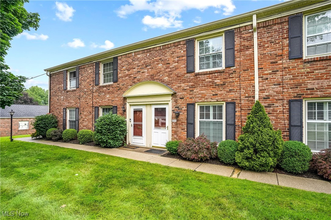 Georgetown Condo - Residential
