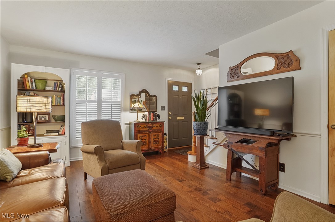 Georgetown Condo - Residential