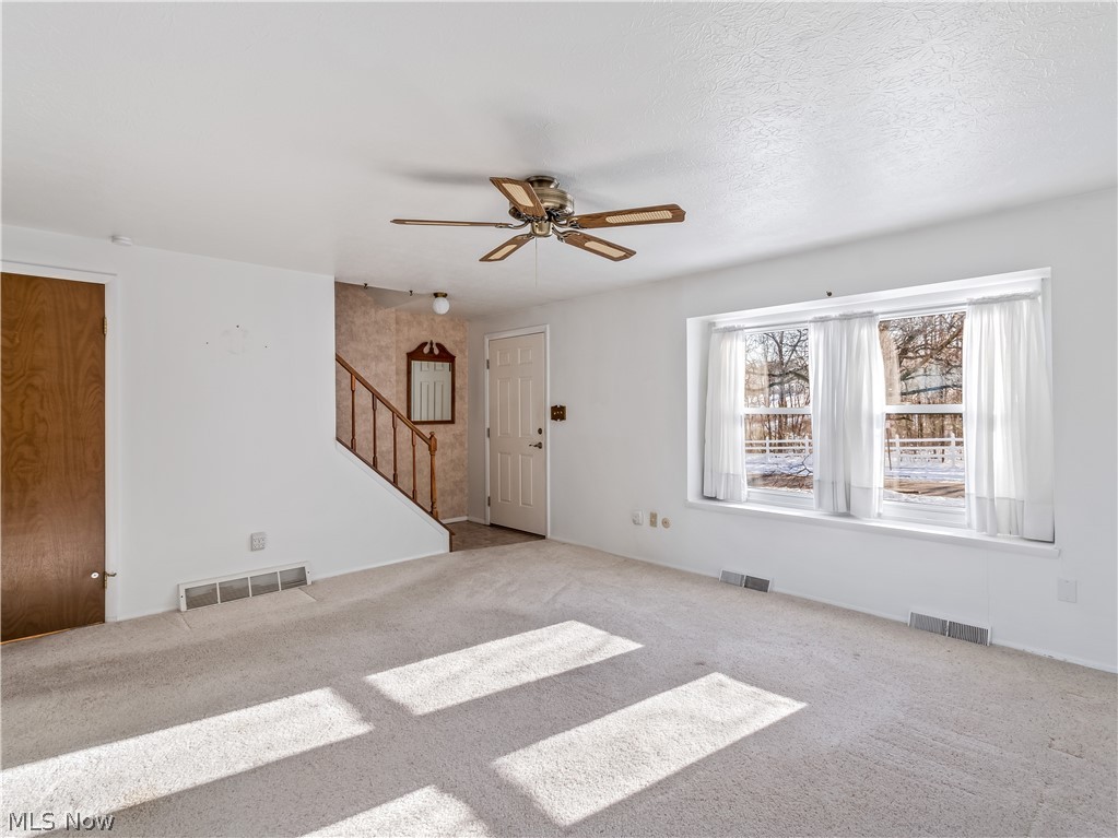 Huntington Park Condo - Residential