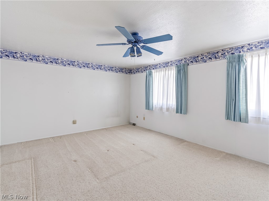 Huntington Park Condo - Residential