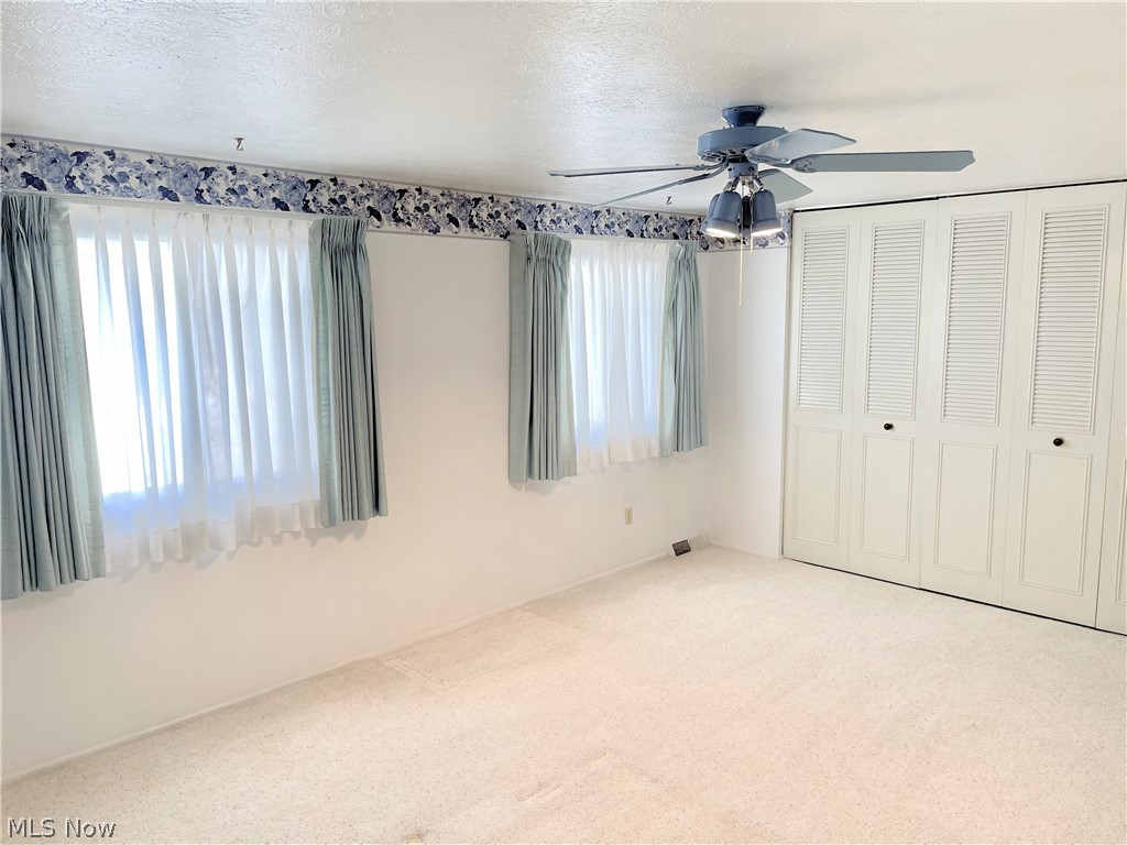 Huntington Park Condo - Residential