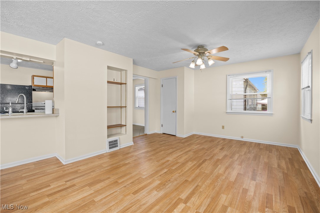 Stwayho - Residential