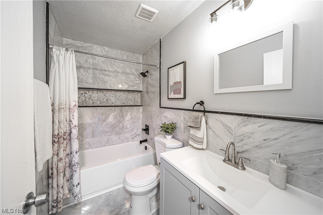 Tower View Twnhse Condo - Residential