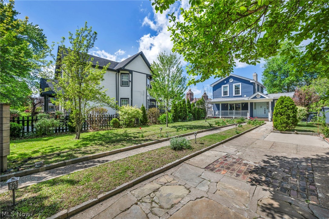 Rhodes & Coffinberrys Allotme - Residential