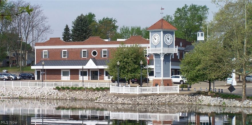 1,457 Sq Ft office space available for lease. 3-5 year preferred lease terms. Landlord responsible for taxes and insurance with stops. Includes water/sewer.