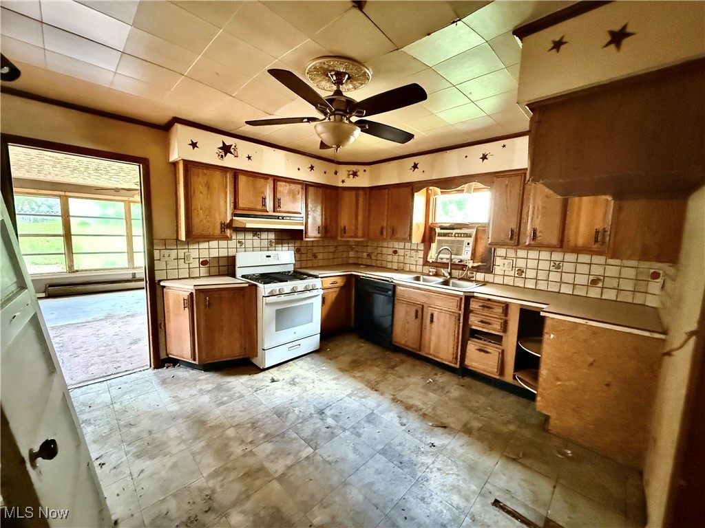 130 N Pleasant Avenue, Niles, Ohio image 8