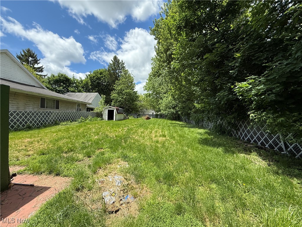 130 N Pleasant Avenue, Niles, Ohio image 16